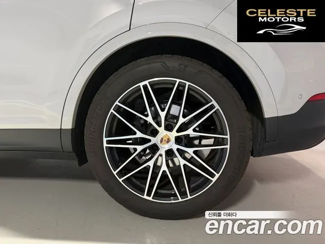 PORSCHE Cayenne (PO536) 3.0 2025 — photo 9 sur 25