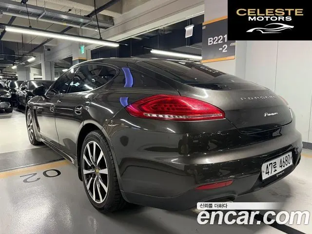 PORSCHE Panamera 3.0 2015 — photo 6 sur 25