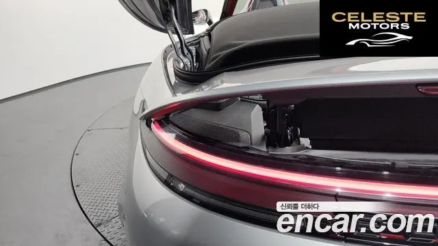 PORSCHE 911 (992) Carrera GTS Cabriolet 2025 — photo 9 sur 40