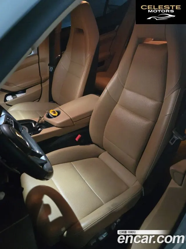 PORSCHE Panamera 3.0 2016 — photo 10 sur 26