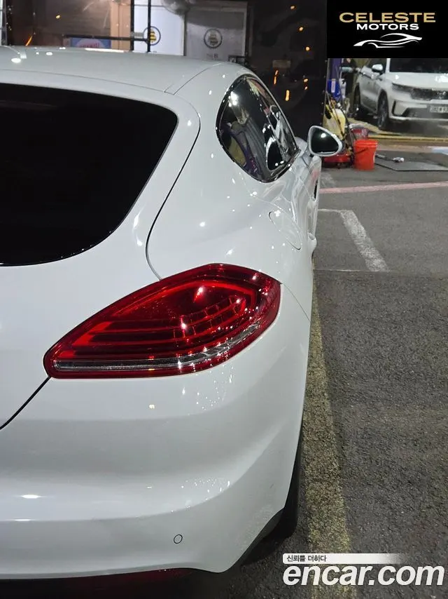 PORSCHE Panamera 3.0 2016 — photo 16 sur 26