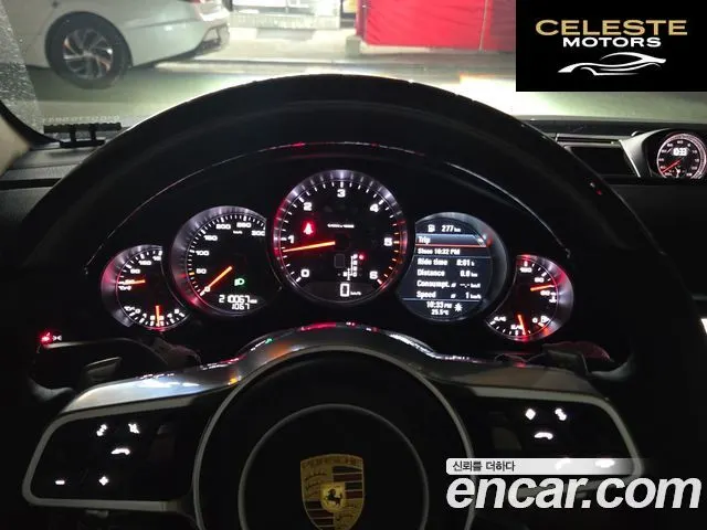 PORSCHE Panamera 3.0 2016 — photo 8 sur 26