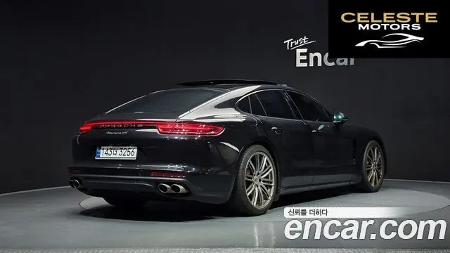 PORSCHE Panamera (971) 2.9 4S 2018 — photo 2 sur 38