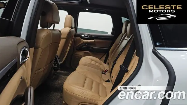 PORSCHE Cayenne 4.2 S 2015 — photo 17 sur 34