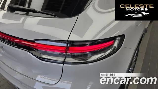 PORSCHE Macan 2.9 S 2023 — photo 9 sur 33