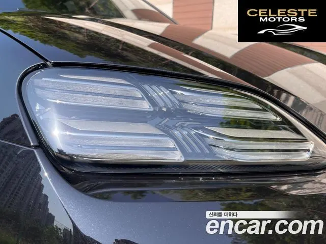 PORSCHE Macan EV 4S 2025 — photo 15 sur 26