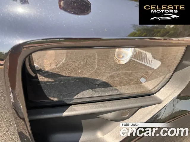 PORSCHE Macan EV 4S 2025 — photo 17 sur 26