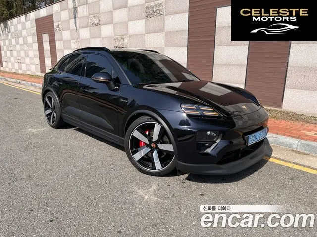 PORSCHE Macan EV 4S 2025 — photo 23 sur 26