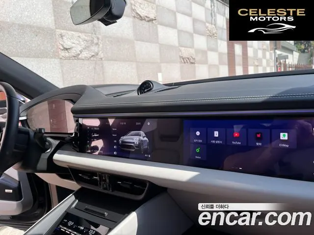 PORSCHE Macan EV 4S 2025 — photo 8 sur 26