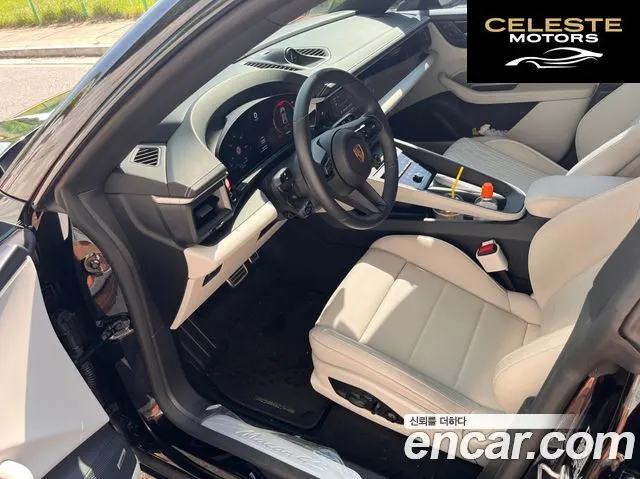 PORSCHE Macan EV 4S 2025 — photo 9 sur 26