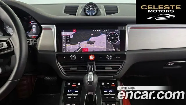 PORSCHE Macan 2.9 S 2023 — photo 20 sur 33