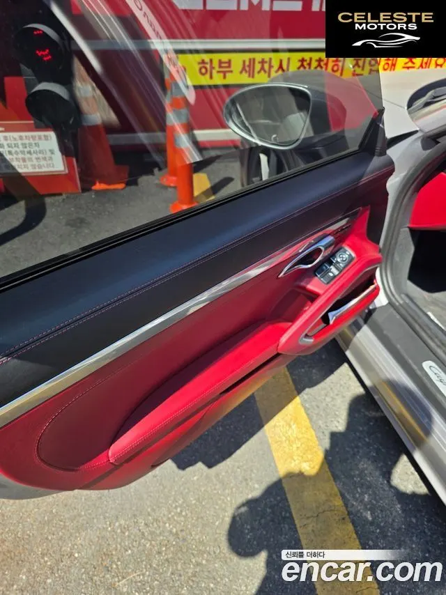 PORSCHE 718 Cayman 4.0 GTS 2021 — photo 9 sur 17
