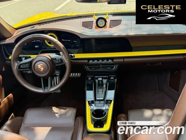 PORSCHE 911 (992) Carrera 4 GTS Cabriolet 2023 — photo 17 sur 26