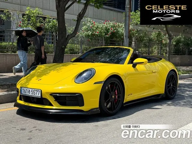 PORSCHE 911 (992) Carrera 4 GTS Cabriolet 2023 — photo 19 sur 26