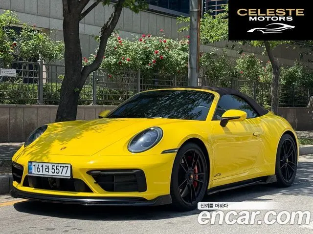 PORSCHE 911 (992) Carrera 4 GTS Cabriolet 2023 — photo 21 sur 26