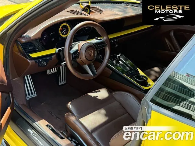 PORSCHE 911 (992) Carrera 4 GTS Cabriolet 2023 — photo 5 sur 26