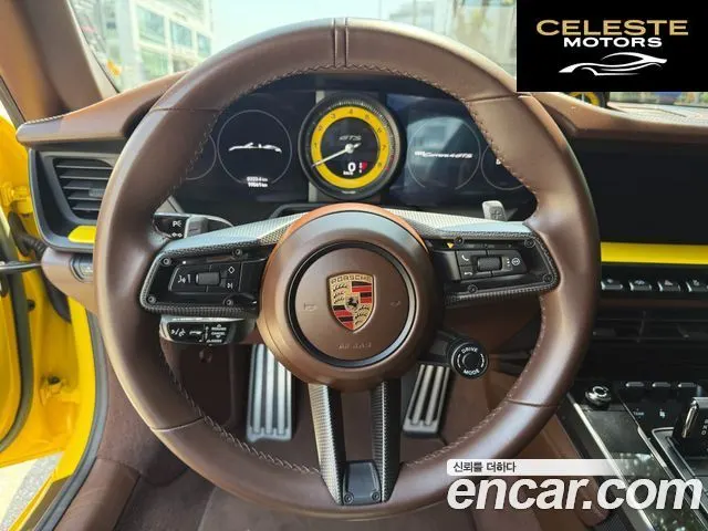 PORSCHE 911 (992) Carrera 4 GTS Cabriolet 2023 — photo 9 sur 26