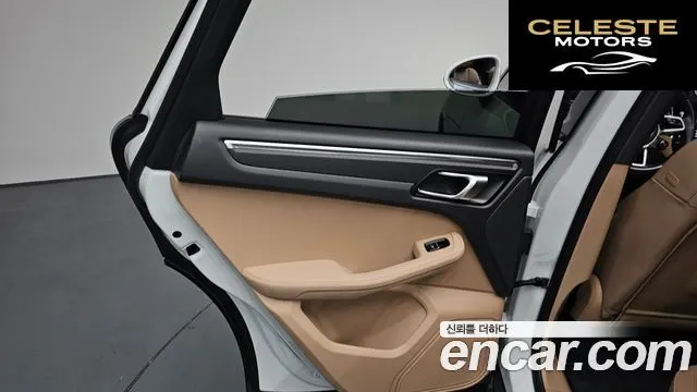 PORSCHE Macan 2.0 2021 — photo 15 sur 37