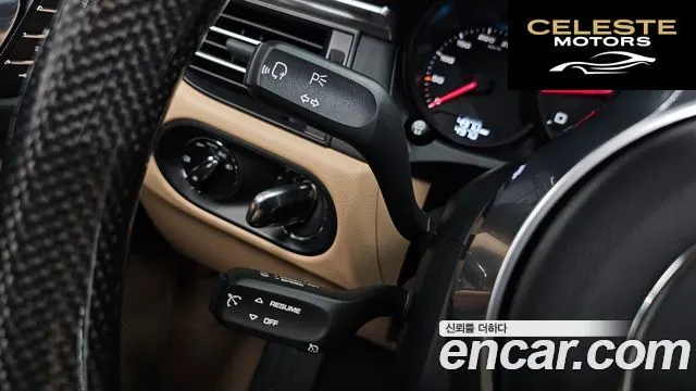 PORSCHE Macan 2.0 2021 — photo 29 sur 37