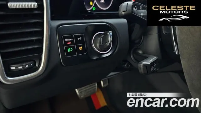 PORSCHE Cayenne (PO536) 4.0 Turbo Coupé 2020 — photo 25 sur 39