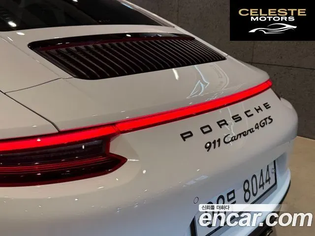 PORSCHE 911 Carrera 4 GTS 2017 — photo 19 sur 26