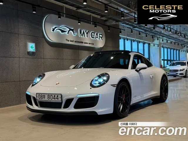 PORSCHE 911 Carrera 4 GTS 2017 — photo 21 sur 26