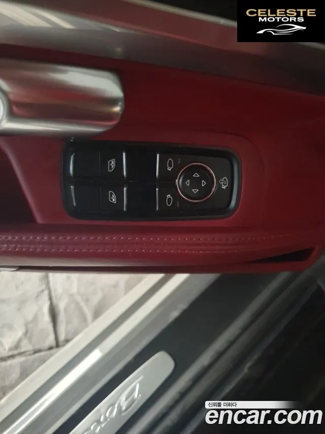 PORSCHE 718 Boxster 2.0 2019 — photo 11 sur 26
