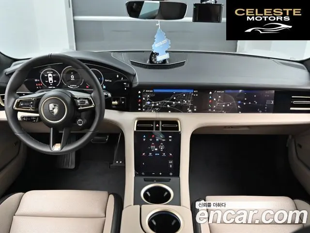 PORSCHE Taycan Turbo 2025 — photo 24 sur 26