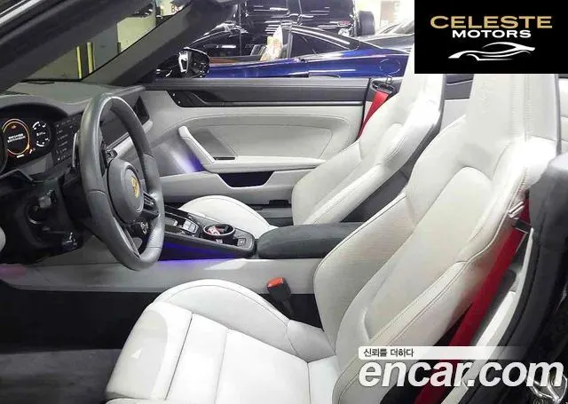 PORSCHE 911 (992) Carrera 4 GTS Cabriolet 2023 — photo 10 sur 20