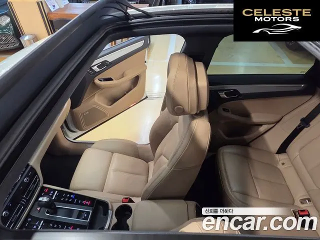 PORSCHE Macan 2.9 S 2022 — photo 17 sur 26