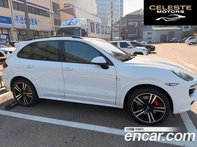 PORSCHE Cayenne 4.8 Turbo S 2014 — photo 3 sur 11