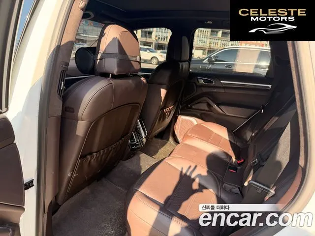 PORSCHE Cayenne 4.8 Turbo S 2014 — photo 5 sur 11
