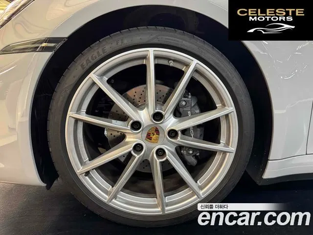 PORSCHE 911 (992) Carrera Cabriolet 2024 — photo 5 sur 20