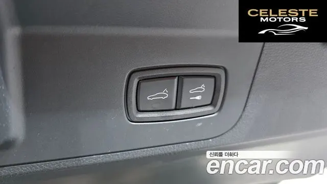 PORSCHE Panamera (971) 3.0 AWD 2018 — photo 33 sur 39
