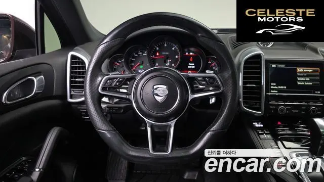 PORSCHE Cayenne 3.0 2016 — photo 17 sur 30