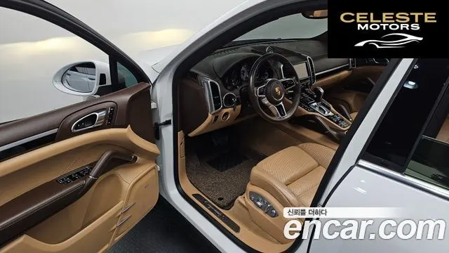 PORSCHE Cayenne 4.2 S 2015 — photo 16 sur 34