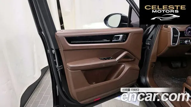 PORSCHE Cayenne (PO536) 3.0 2019 — photo 14 sur 32