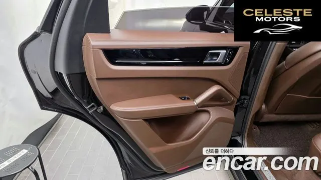 PORSCHE Cayenne (PO536) 3.0 2019 — photo 15 sur 32