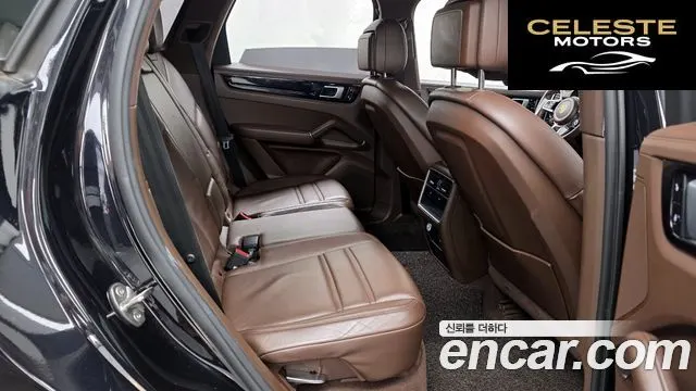 PORSCHE Cayenne (PO536) 3.0 2019 — photo 18 sur 32