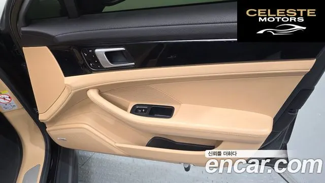 PORSCHE Panamera (971) 3.0 AWD 2018 — photo 15 sur 33