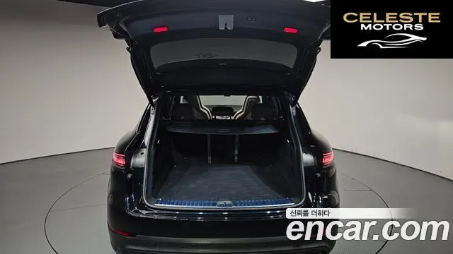 PORSCHE Cayenne (PO536) 3.0 2021 — photo 25 sur 32