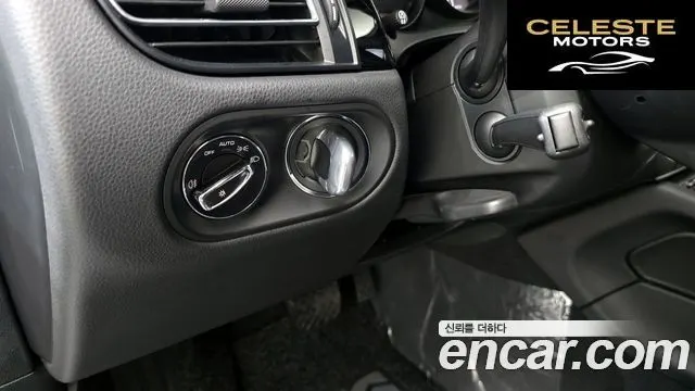 PORSCHE Macan 2.0 2024 — photo 15 sur 20
