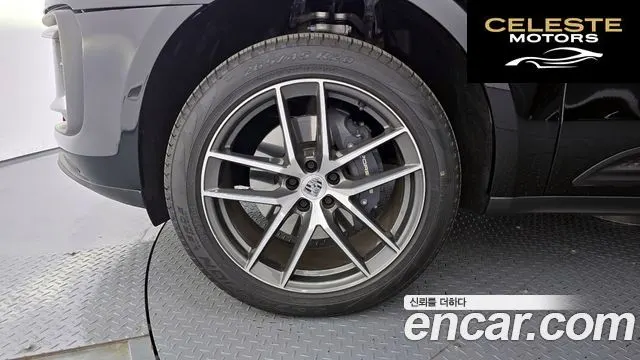 PORSCHE Macan 2.0 2024 — photo 5 sur 20