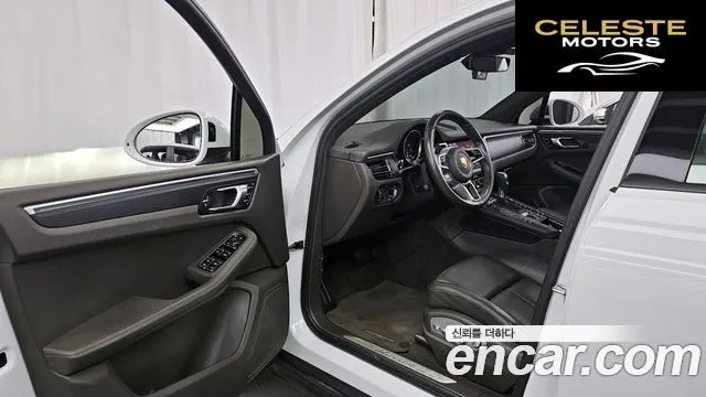 PORSCHE Macan 2.0 2019 — photo 13 sur 39