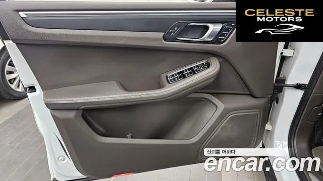 PORSCHE Macan 2.0 2019 — photo 14 sur 39