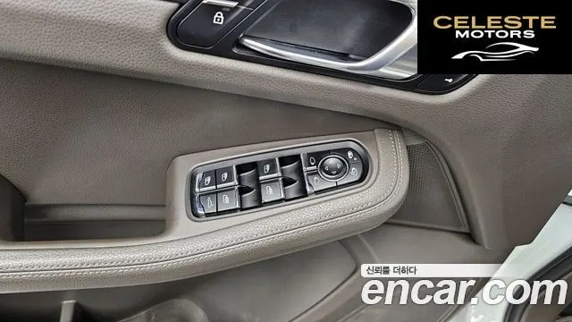 PORSCHE Macan 2.0 2019 — photo 32 sur 39