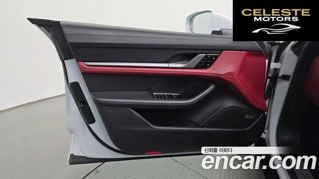 PORSCHE Taycan 4S 2021 — photo 14 sur 33