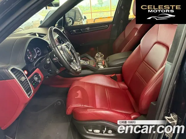 PORSCHE Cayenne (PO536) 3.0 E-High 2021 — photo 21 sur 23