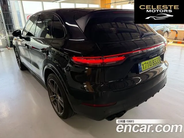 PORSCHE Cayenne (PO536) 3.0 E-High 2021 — photo 3 sur 23