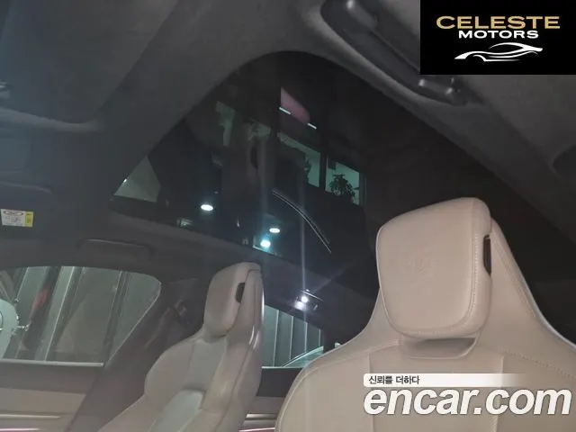 PORSCHE Taycan 2022 — photo 13 sur 26